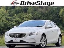2017 Volvo V40