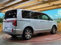 2024 Mitsubishi Delica D5