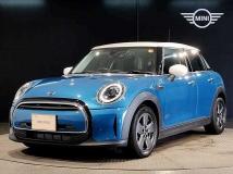 2021 BMW MINI