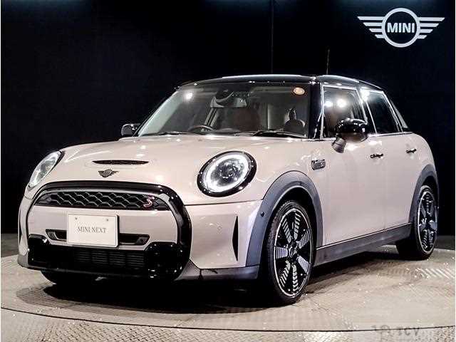2022 BMW MINI