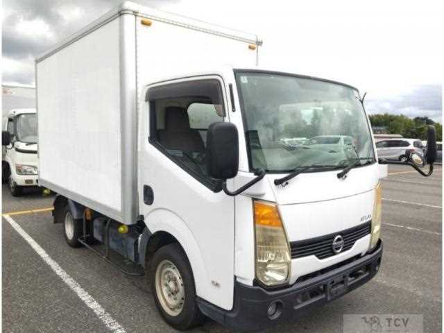 2010 Nissan Atlas