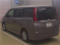 2016 Toyota Noah