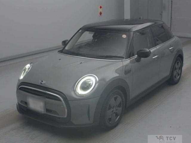 2022 BMW MINI