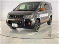2017 Mitsubishi Delica D5