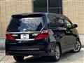 2013 Toyota Alphard G