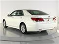 2017 Toyota Crown Hybrid