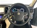 2018 Toyota Crown Hybrid