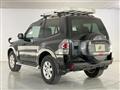2017 Mitsubishi Pajero