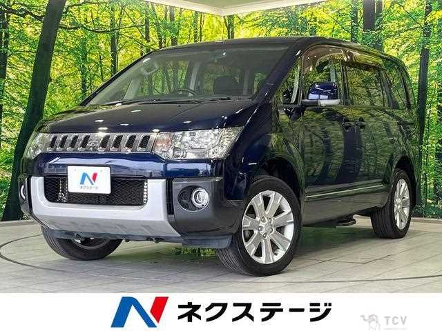 2011 Mitsubishi Delica D5