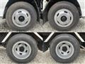 1999 Isuzu Elf Truck