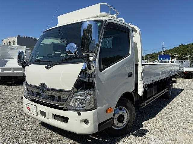 2021 Hino Dutro