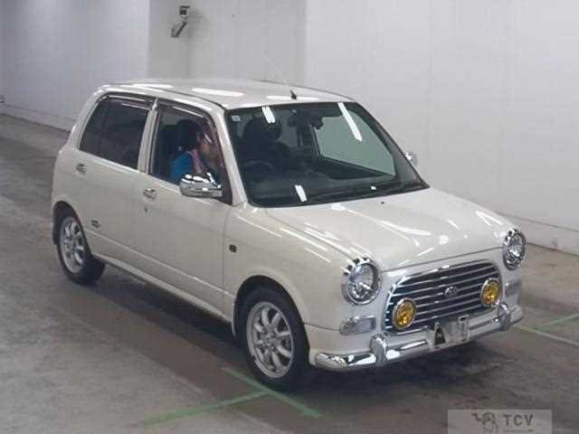 2001 Daihatsu Miragino