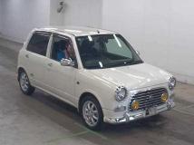 2001 Daihatsu Miragino