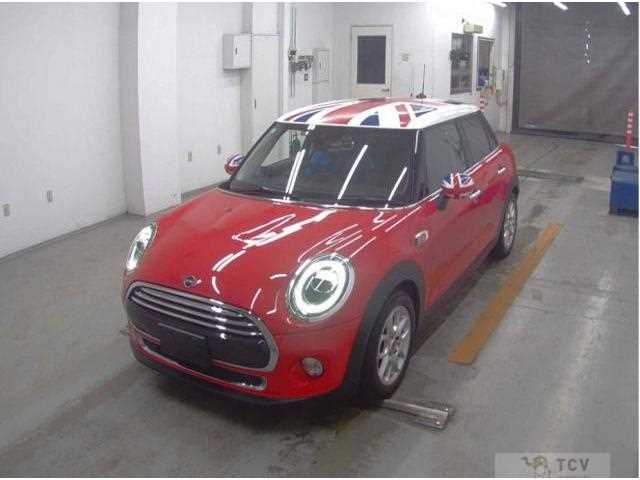 2019 BMW MINI