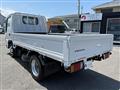 2019 Isuzu Elf Truck