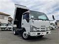 2011 Isuzu Elf Truck