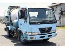 2005 Nissan Condor