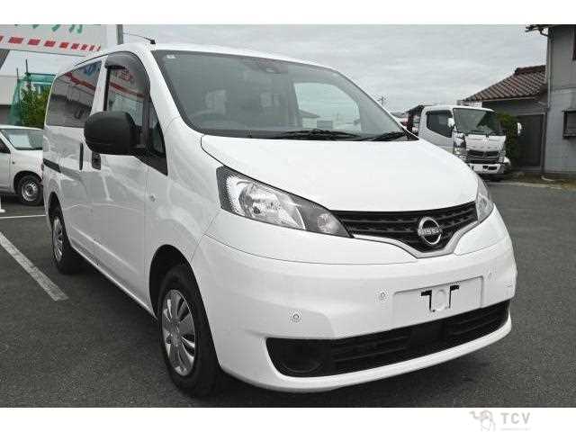 2025 Nissan NV200 VANETTE
