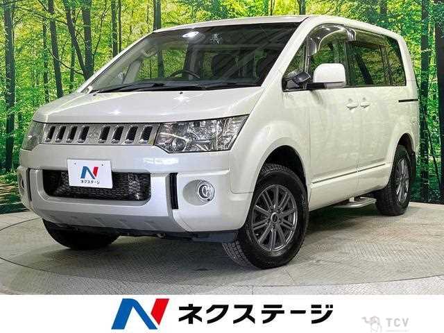 2015 Mitsubishi Delica D5