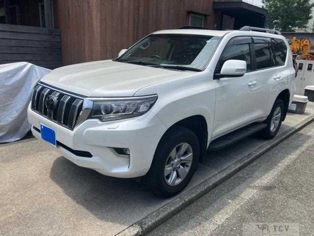 2022 Toyota Land Cruiser Prado