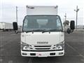 2020 Isuzu Elf Truck