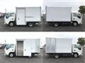 2020 Isuzu Elf Truck