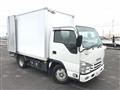 2020 Isuzu Elf Truck