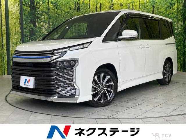 2022 Toyota Voxy