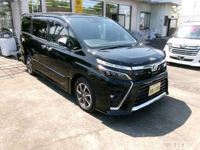 2020 Toyota Voxy