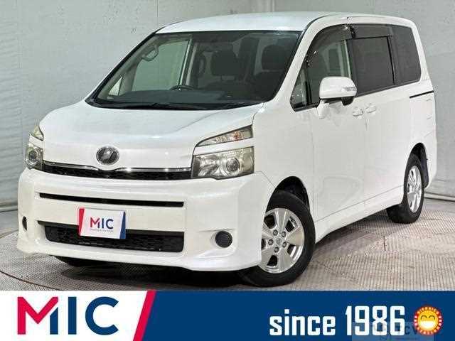 2013 Toyota Voxy