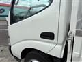 2005 Hino Dutro
