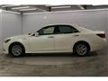 2015 Toyota Crown