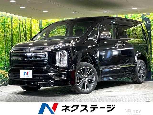 2019 Mitsubishi Delica D5