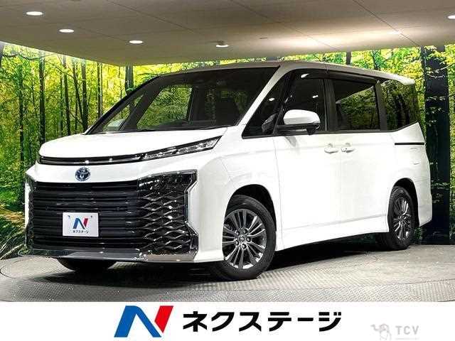 2023 Toyota Voxy