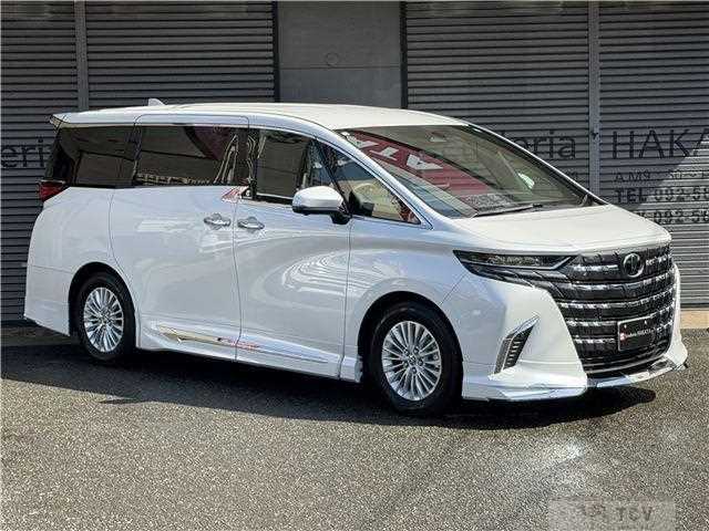 2026 Toyota Alphard Hybrid