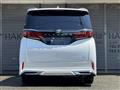 2026 Toyota Alphard Hybrid