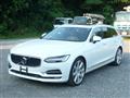2017 Volvo V90
