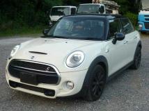 2017 BMW MINI