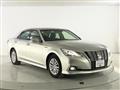 2017 Toyota Crown Hybrid