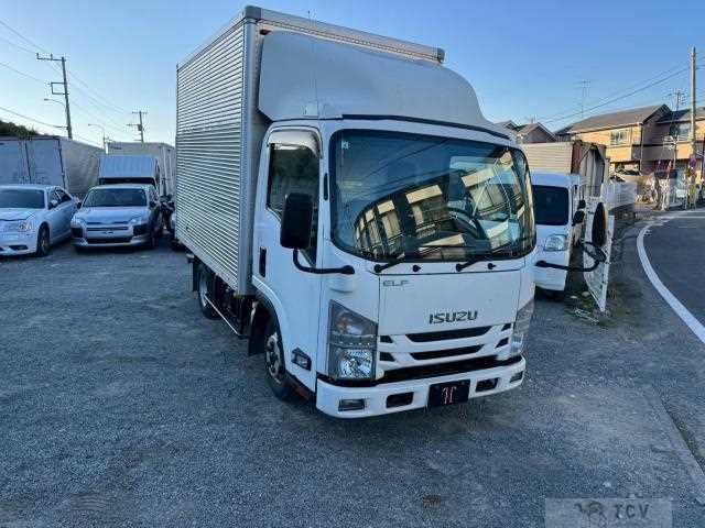 2018 Isuzu Elf Truck