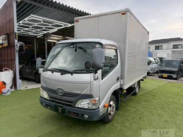 2011 Toyota Dyna Truck