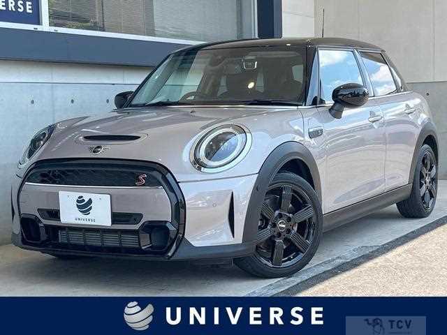 2022 BMW MINI