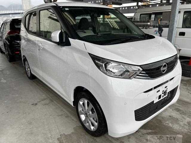 2025 Nissan Nissan Others