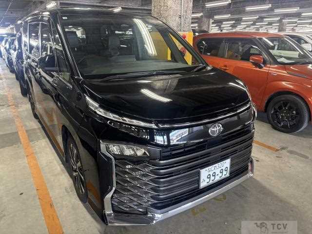 2023 Toyota Voxy