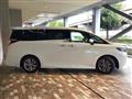2025 Toyota Alphard Hybrid