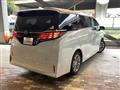 2025 Toyota Alphard Hybrid