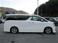 2017 Toyota Vellfire