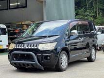 2010 Mitsubishi Delica D5