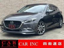 2016 Mazda Axela