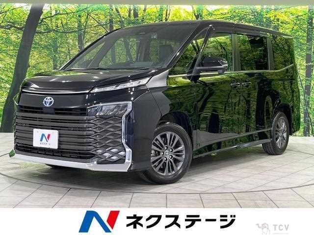 2023 Toyota Voxy
